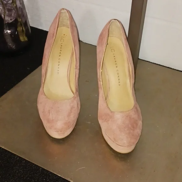 Lauren Conrad heels - Picture 2 of 8
